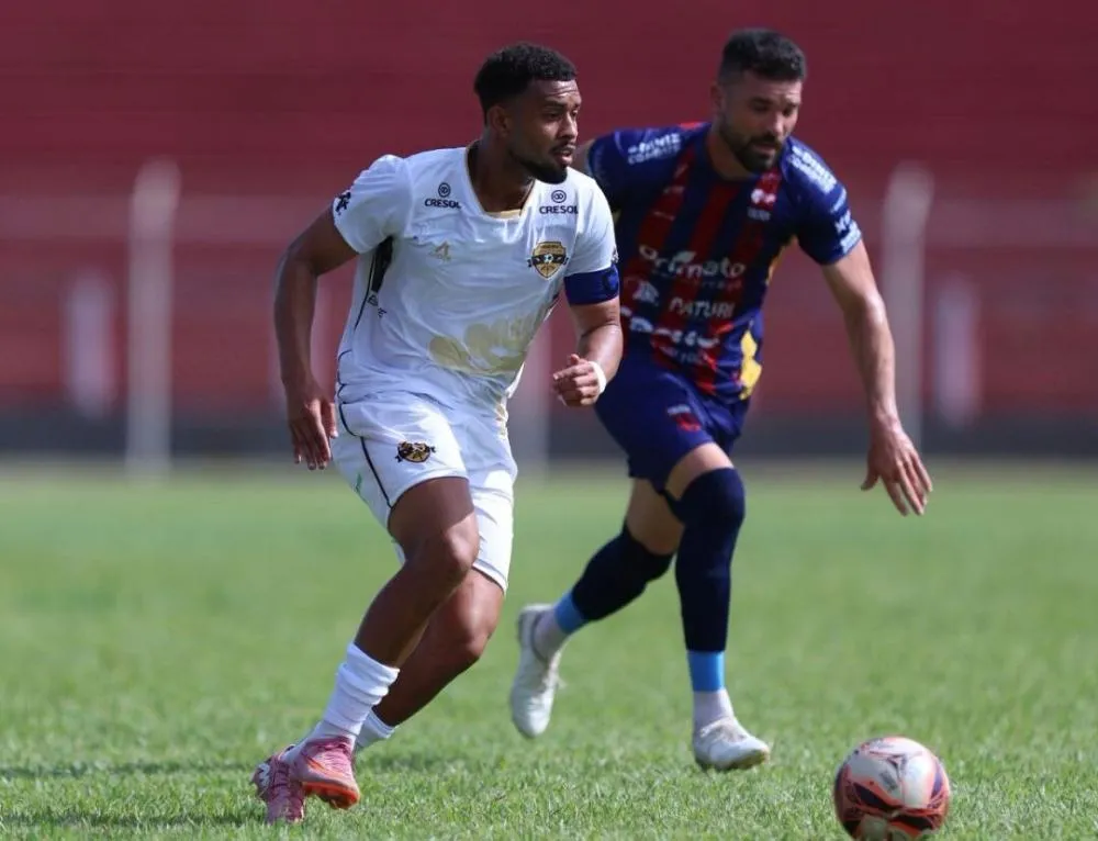 Toledo bate o Araucária e conquista primeira vitória na Segundona 