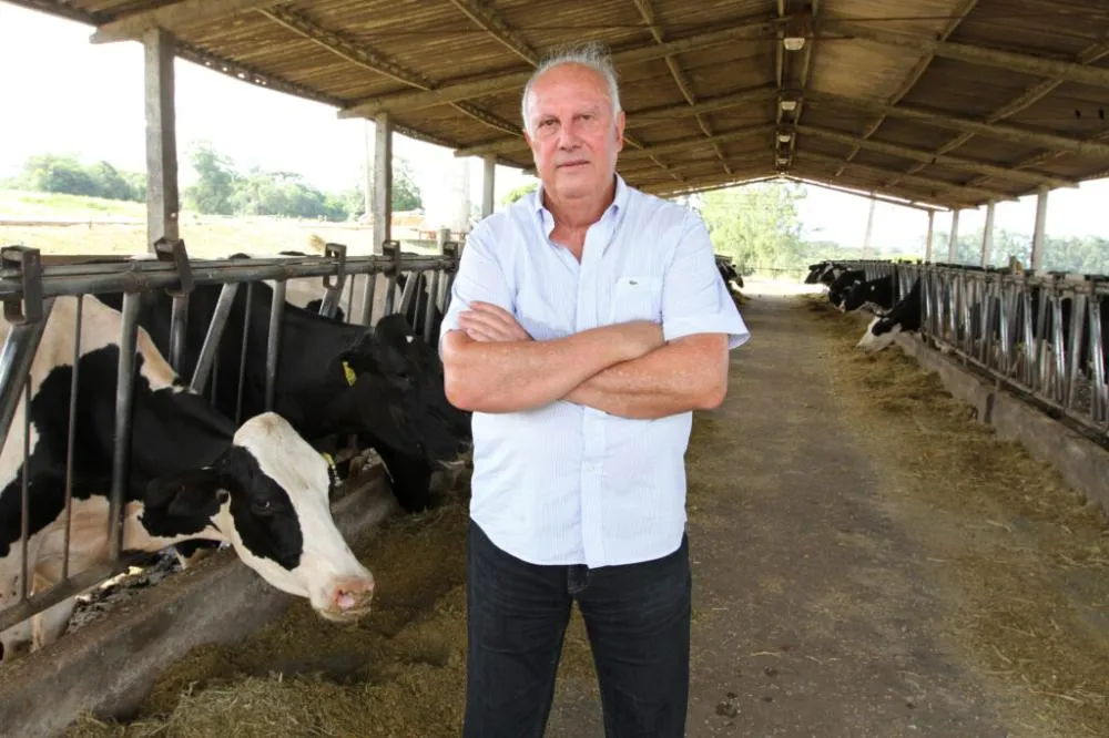 Ronei Volpi, coordenador geral da Aliança Láctea, em sua propriedade