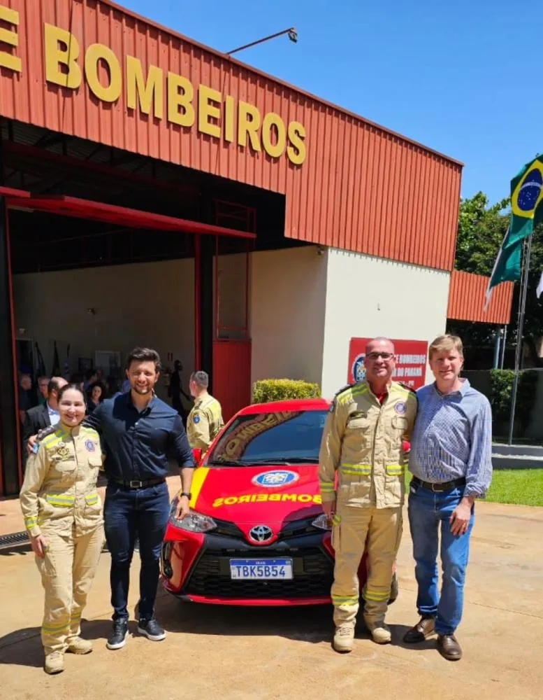 Padovani entrega viaturas ao Corpo de Bombeiros em Palotina 