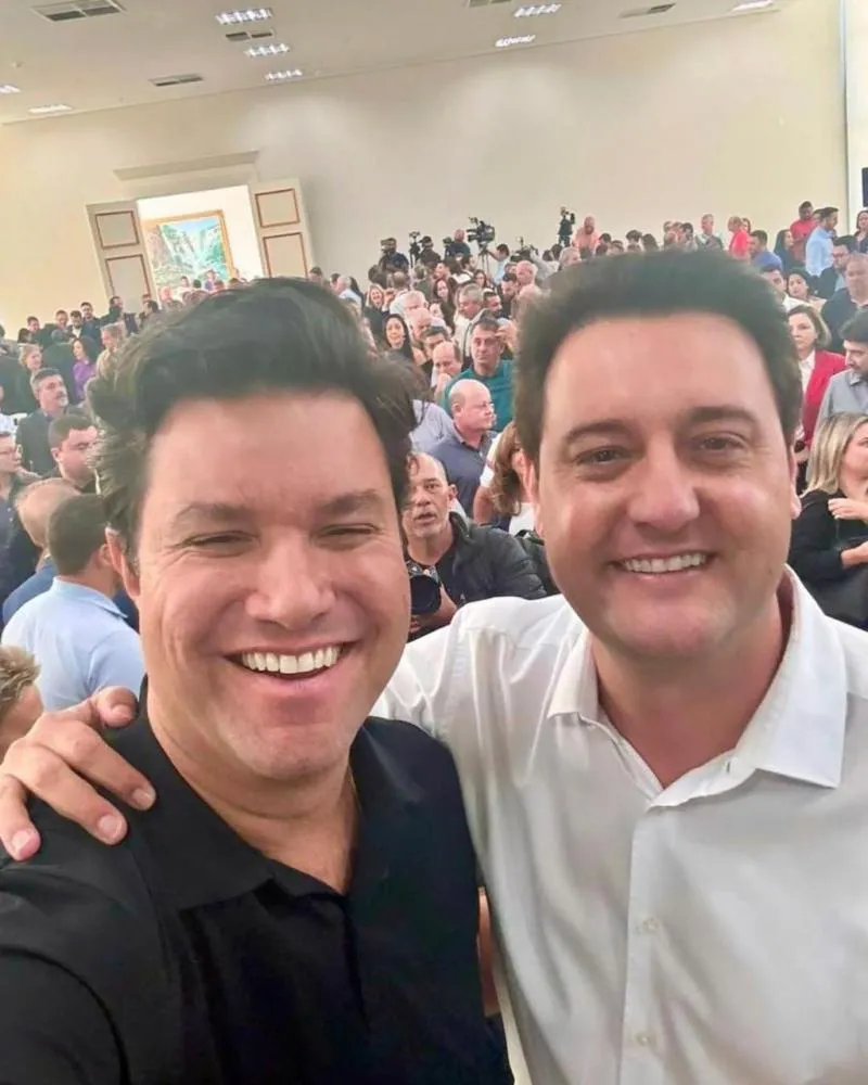 Pesquisa aponta crescimento de Guto Silva e liderança de Moro no Paraná