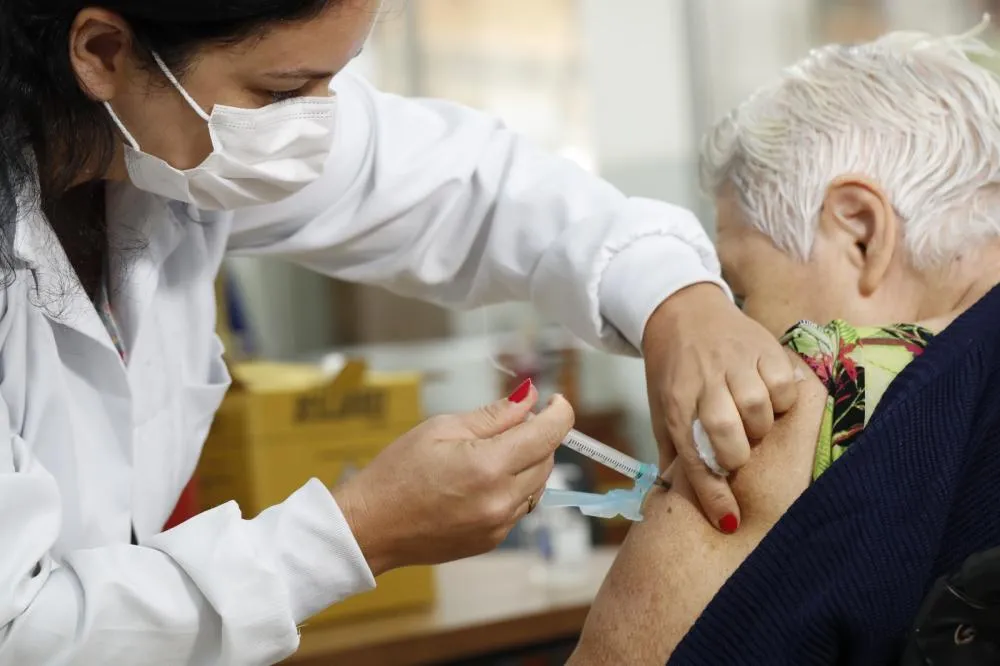 Prefeitura inicia campanha de vacinação contra gripe com “Dia D” no sábado (28)