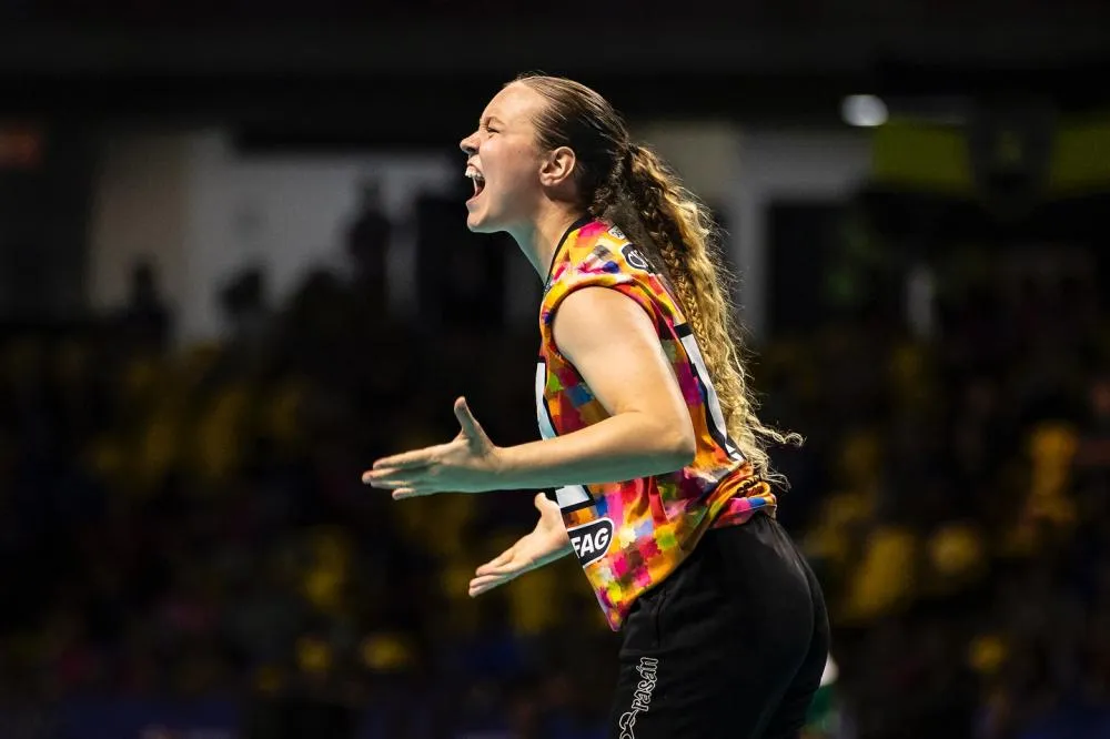 Duda Kramer se firma como destaque do handebol feminino em Cascavel