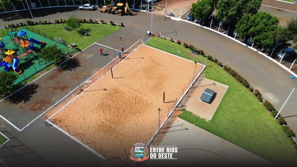 Estádio Municipal de Entre Rios do Oeste recebe obras para ampliar estrutura esportiva