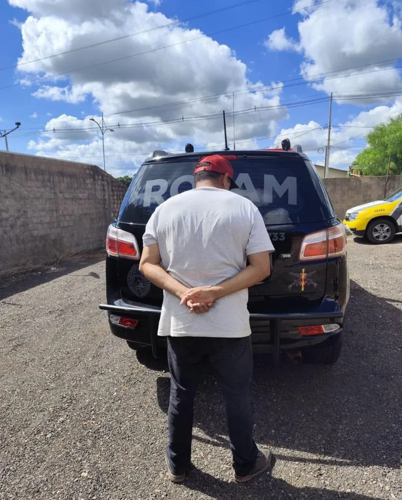 Homem é preso suspeito de crime sexual após ser reconhecido pela vítima 