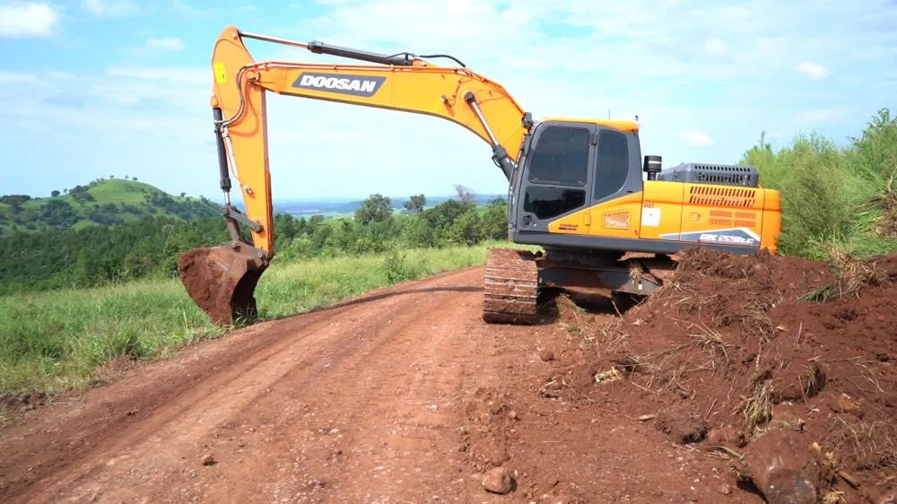 Prefeitura reforça frota com novos maquinários para Secretaria de Obras