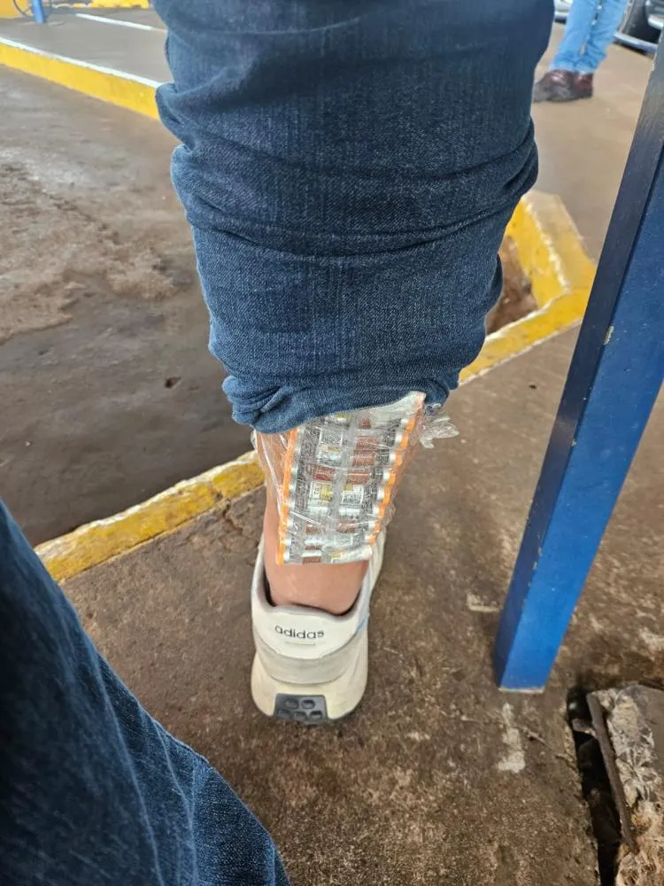 Receita Federal apreende medicamento escondido no corpo de passageiro na Ponte da Amizade