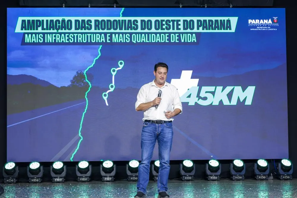 Governador Ratinho Junior em Santa Helena | Foto: Geraldo Bubniak/AEN