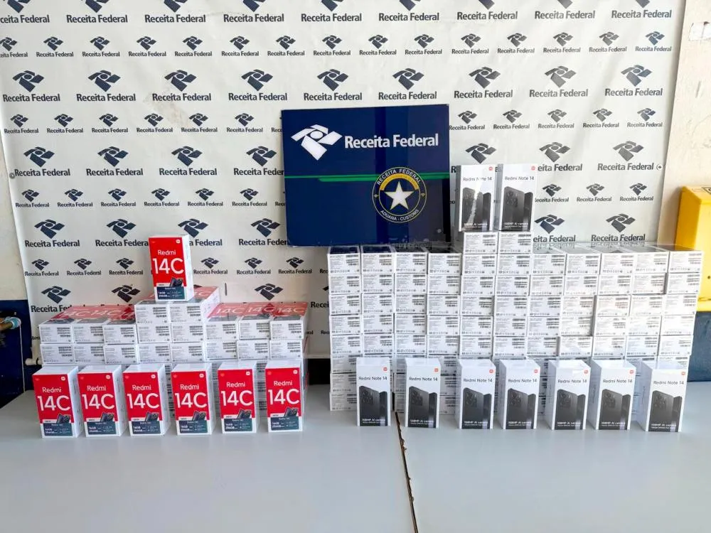 Receita Federal apreende carro com 150 celulares irregulares na BR-467