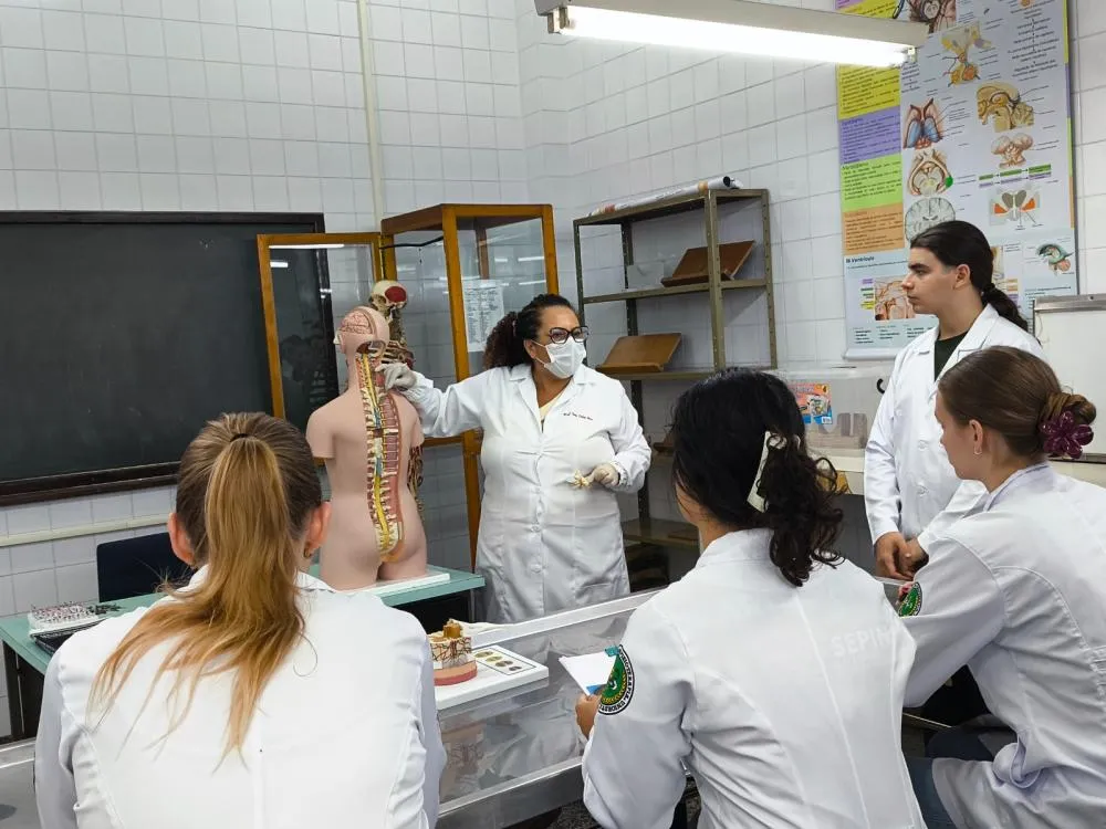 Doação de corpos contribui para formação de profissionais da saúde na Unioeste