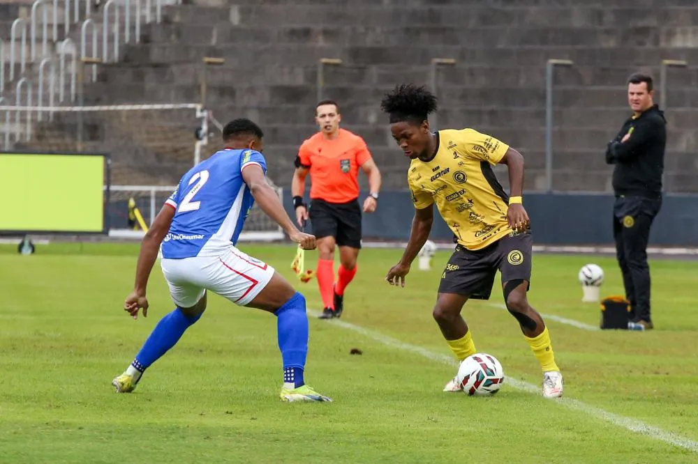 Segue a sina. Cascavel perde de novo para o Cianorte 