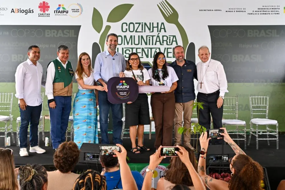 Cozinha comunitária em Ananindeua une combate à fome e transição energética