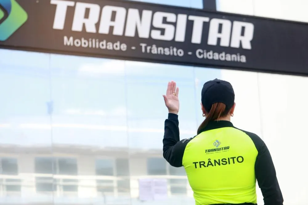 Maio Amarelo 2026 começa com ação na Avenida Brasil e reforça empatia no trânsito em Cascavel