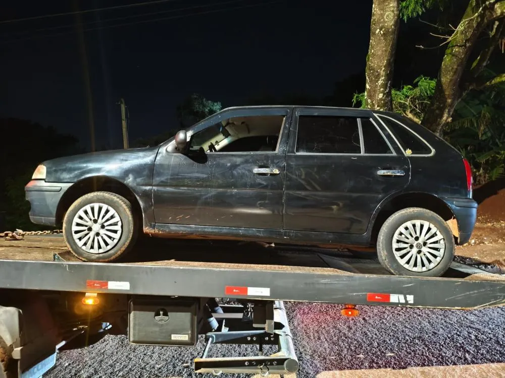 Adolescentes são detidos após roubo de veículo em Cascavel
