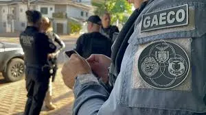 Gaeco e Corregedoria cumprem mandados no Oeste