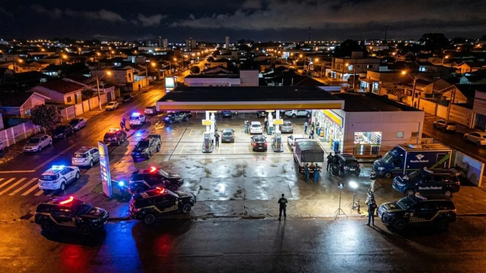 Operação mira Cascavel e Paranavaí em ação contra fintechs e postos ligados ao PCC