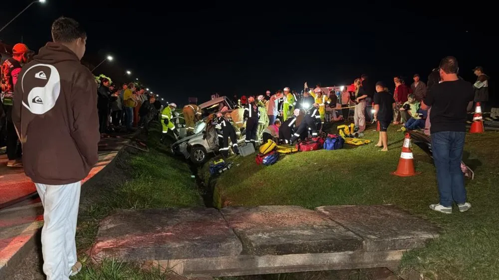 Irmãos morrem em grave acidente na BR-277