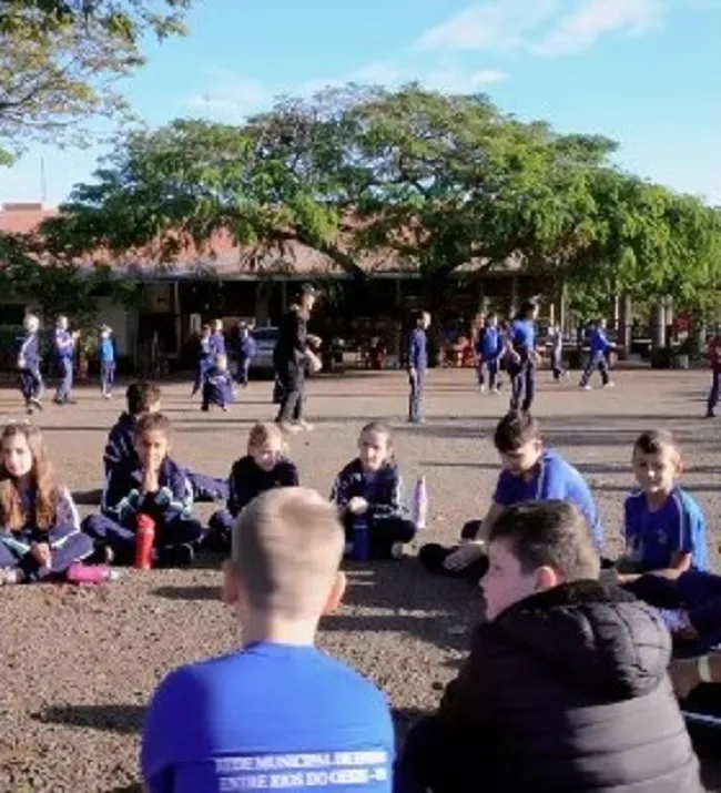Fórum de Ecologia reúne 350 alunos em oficinas temáticas em Entre Rios do Oeste