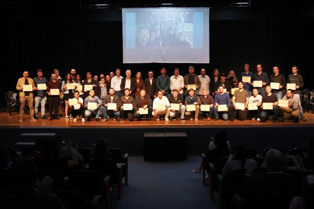 Curso de processos de soldagem forma 36 profissionais em Nova Santa Rosa