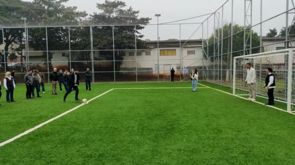 Novo campo society é entregue aos moradores do Alvorada em Marechal