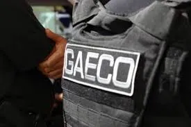 Cerca de mil agentes públicos das forças de segurança atuam no cumprimento dos 559 mandados de prisão e de busca e apreensão no Paraná e em outros três estados.