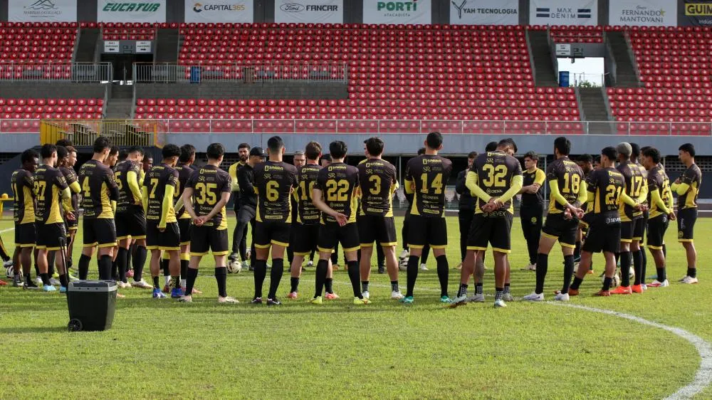“Começa um novo campeonato”, afirma técnico do Cascavel sobre mata-mata da Série D 