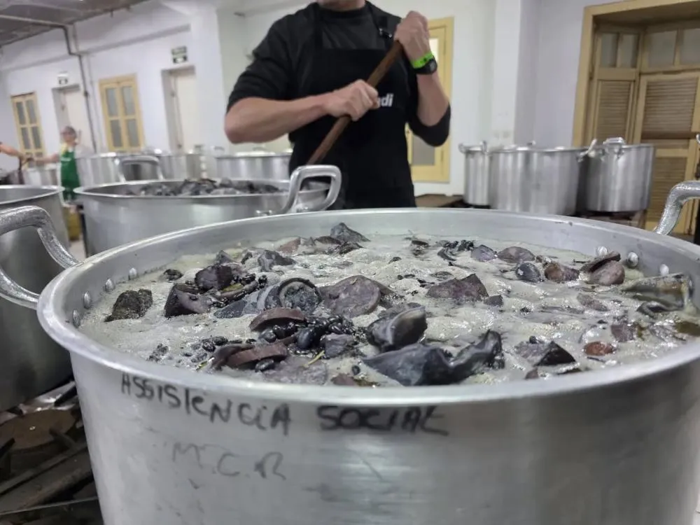 Feijoada beneficente arrecada fundos para entidades rondonenses