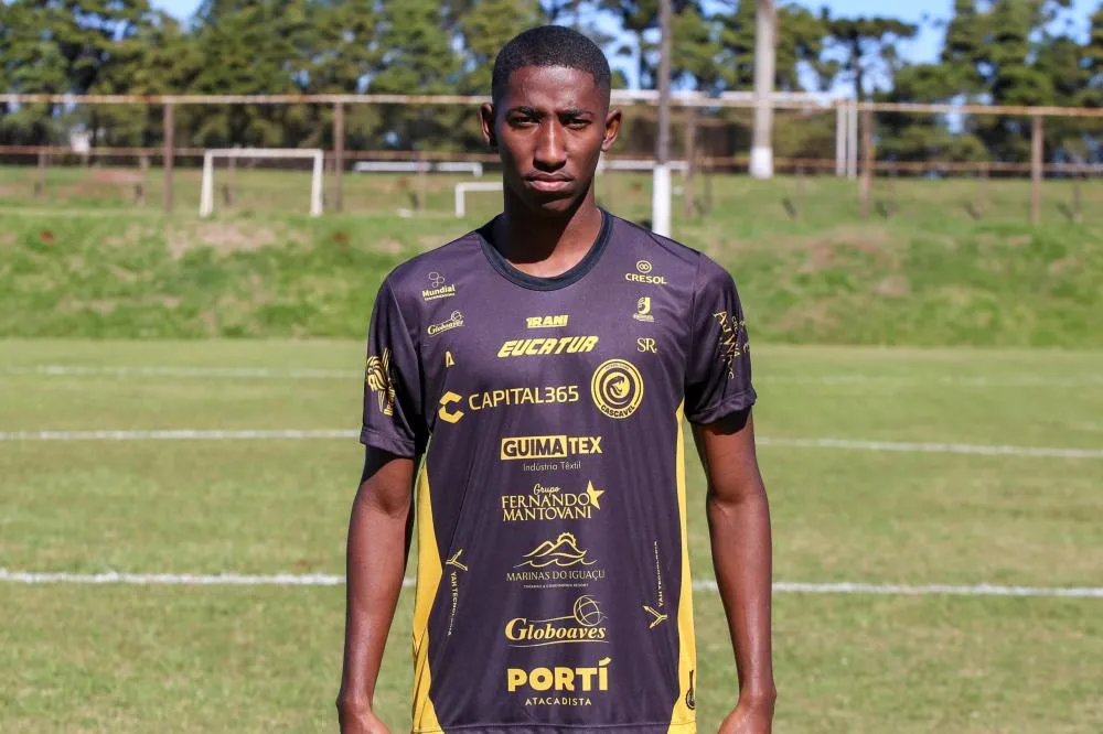 FC Cascavel anuncia a contratação do atacante João Victor