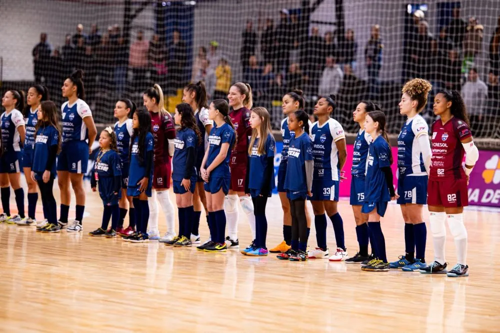 Stein Cascavel vence o Londrina por 2 a 0 e segue invicto