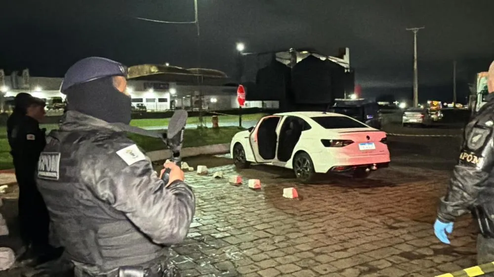 Homem é encontrado sem vida dentro de carro em Cascavel