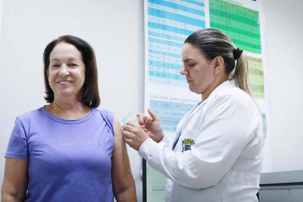 Cascavel libera vacina contra a gripe para toda a população
