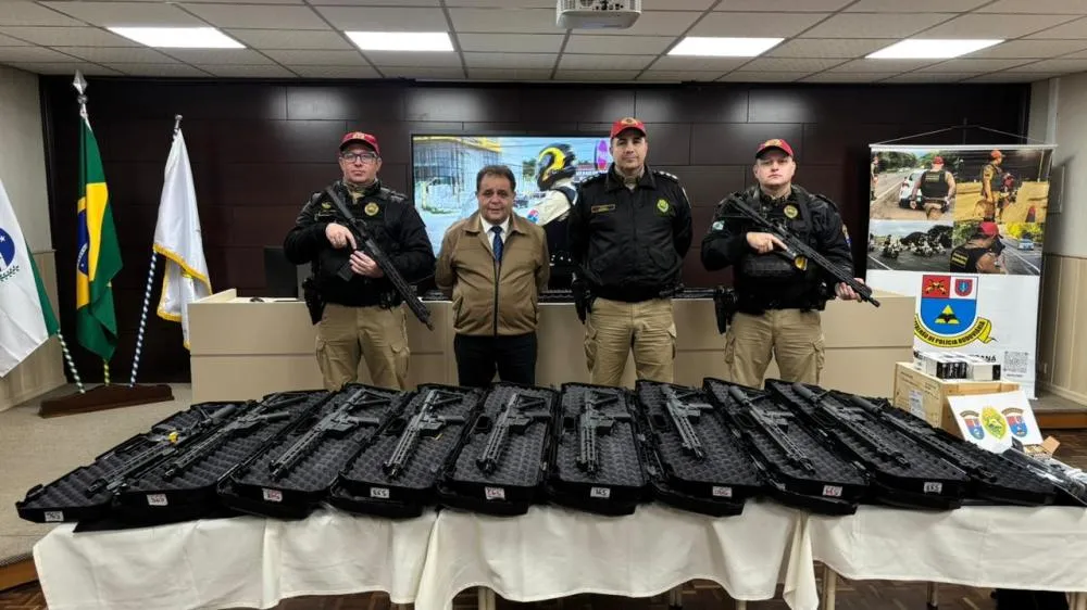 Polícia Rodoviária Estadual recebe fuzis para policiamento no Oeste