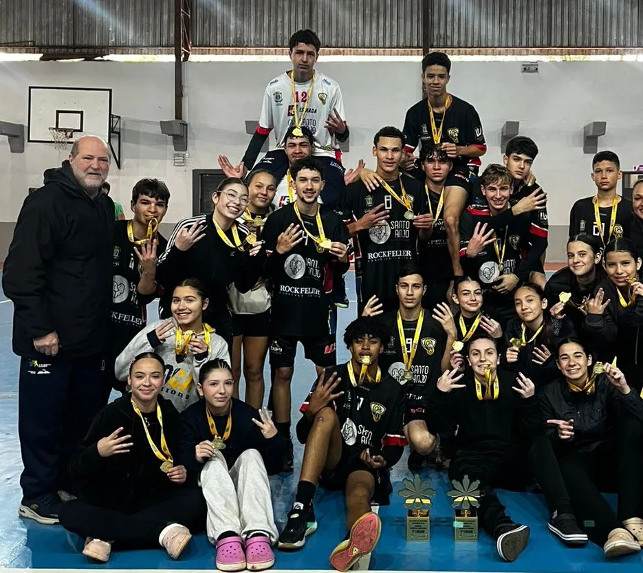 Equipes de Cascavel dominam regional e conquistam cinco ouros