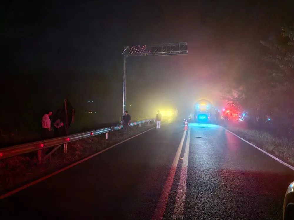 O atropelamento aconteceu no quilômetro 159 da rodovia estadual PR-471, entre Catanduvas e Três Barras do Paraná. O trecho ficou sob os cuidados das equipes de segurança. Foto: Divulgação/BPRv