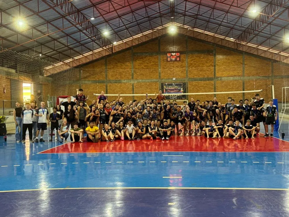 Quatro Pontes conquista títulos no masculino e feminino da Copa Amizade Sub-17