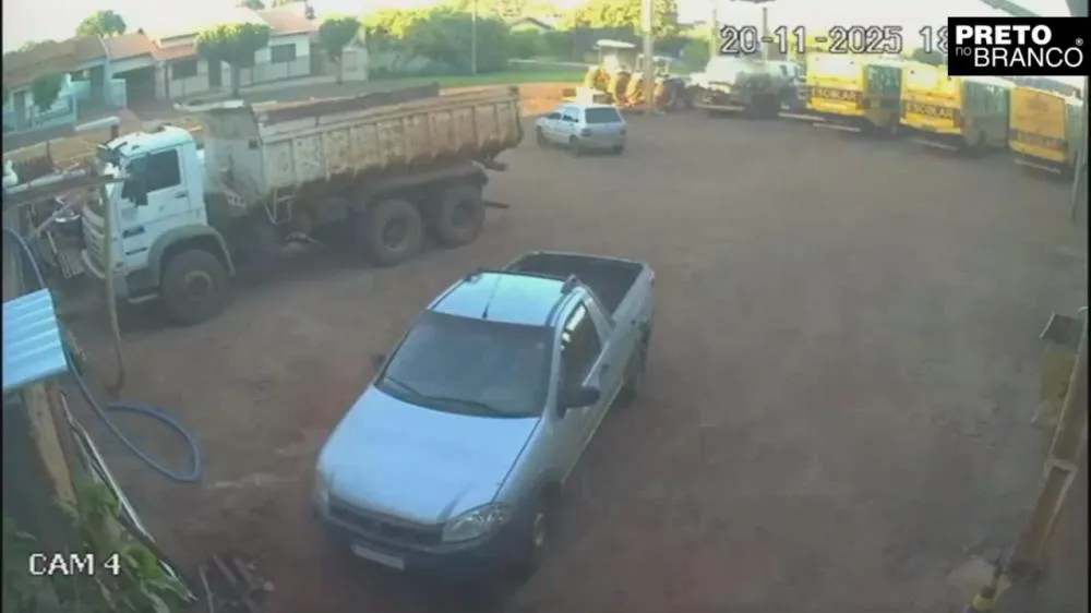 Adolescentes furtam carros da prefeitura de Mercedes e são apreendidos