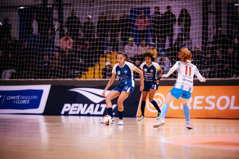 Time cascavelense tenta manter os 100% de aproveitamento no Estadual jogando com o apoio de sua torcida no Oeste. Foto: Divulgação/Stein Cascavel.