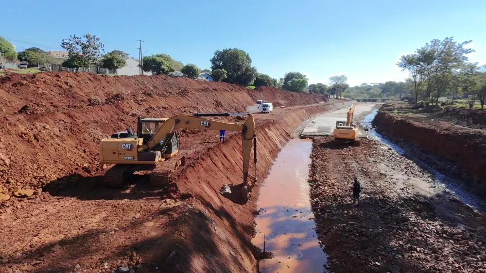Revitalização do Córrego Bezerra prevê a limpeza de margens, criação de lagoas e o plantio de milhares de mudas de árvores nativas. Área total do parque chegará a 340 mil metros quadrados. Foto: Divulgação/Assessoria