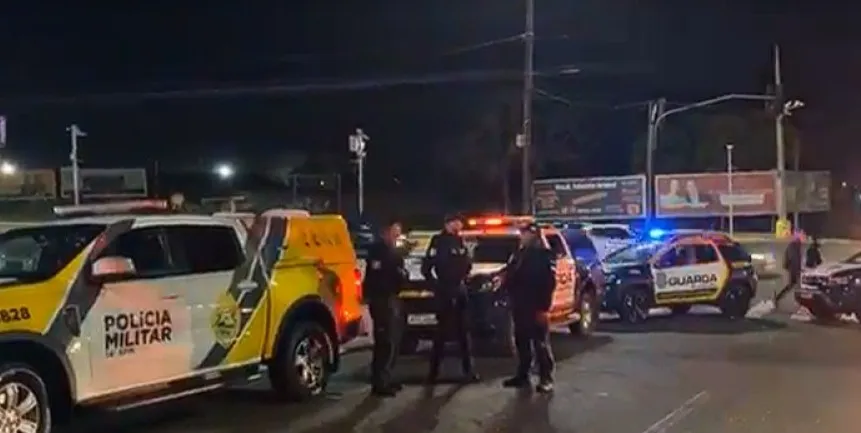 Ação rápida de policial da Delegacia de Homicídios impediu o roubo a motorista e passageira de aplicativo. Foto: Divulgação/Polícia Civil