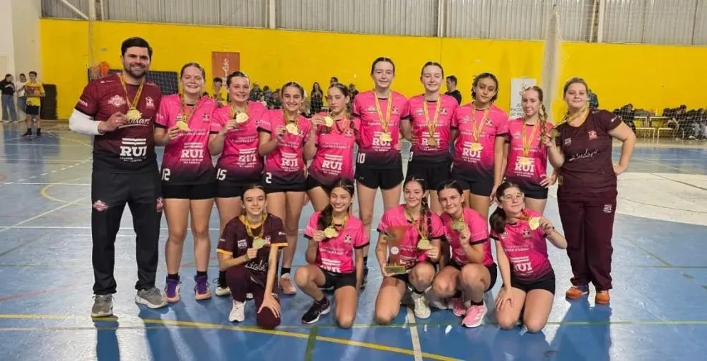 Equipe feminina de handebol de Marechal Cândido Rondon garante classificação para o torneio nacional em Brasília. Foto: Divulgação/Assessoria