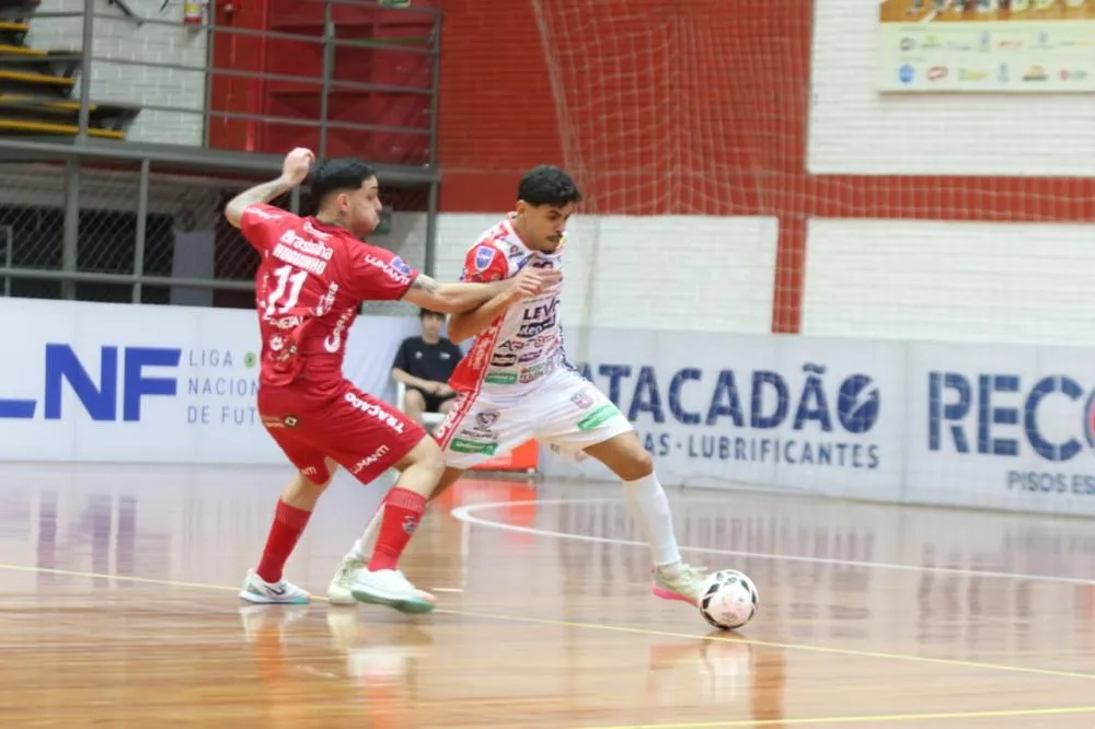 Time empatou em 2 a 2 Crédito: Edson Castro