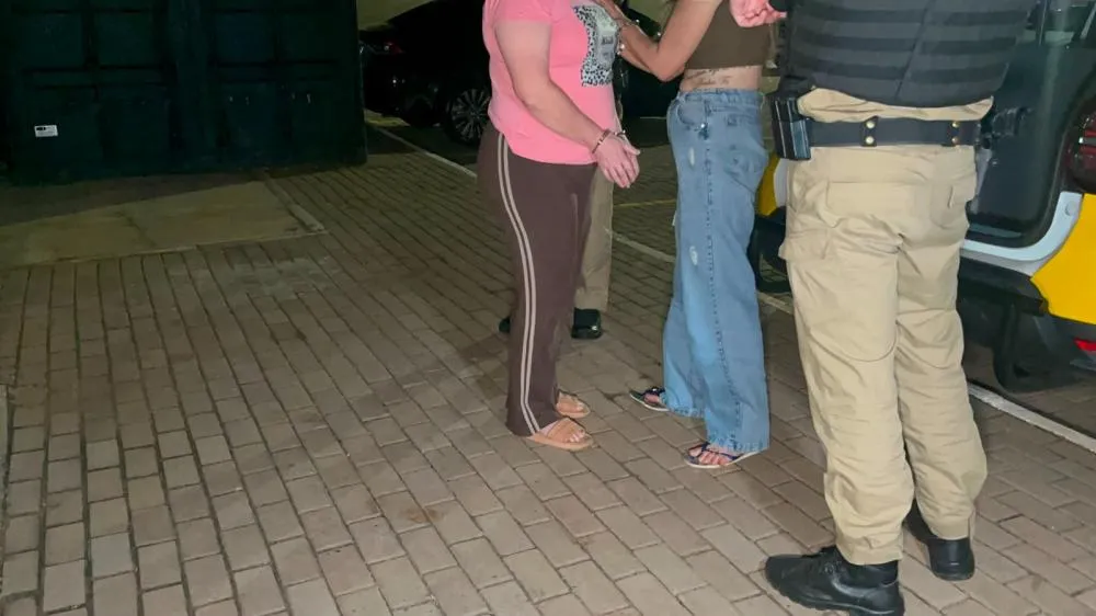 Duas mulheres foram encaminhadas à Central de Flagrantes da Polícia Civil de Cascavel para prestar esclarecimentos.