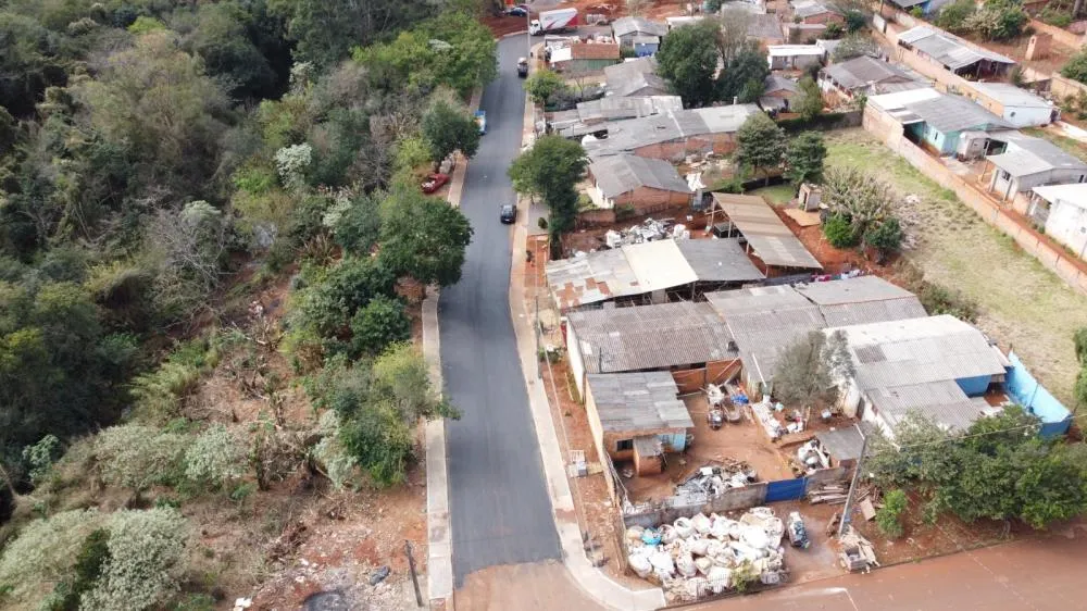 Prefeitura conclui pavimentação de ruas históricas no Cascavel Velho