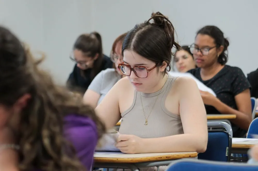 Unioeste oferece mais de 1.340 vagas em cursos presenciais no Vestibular 2027.