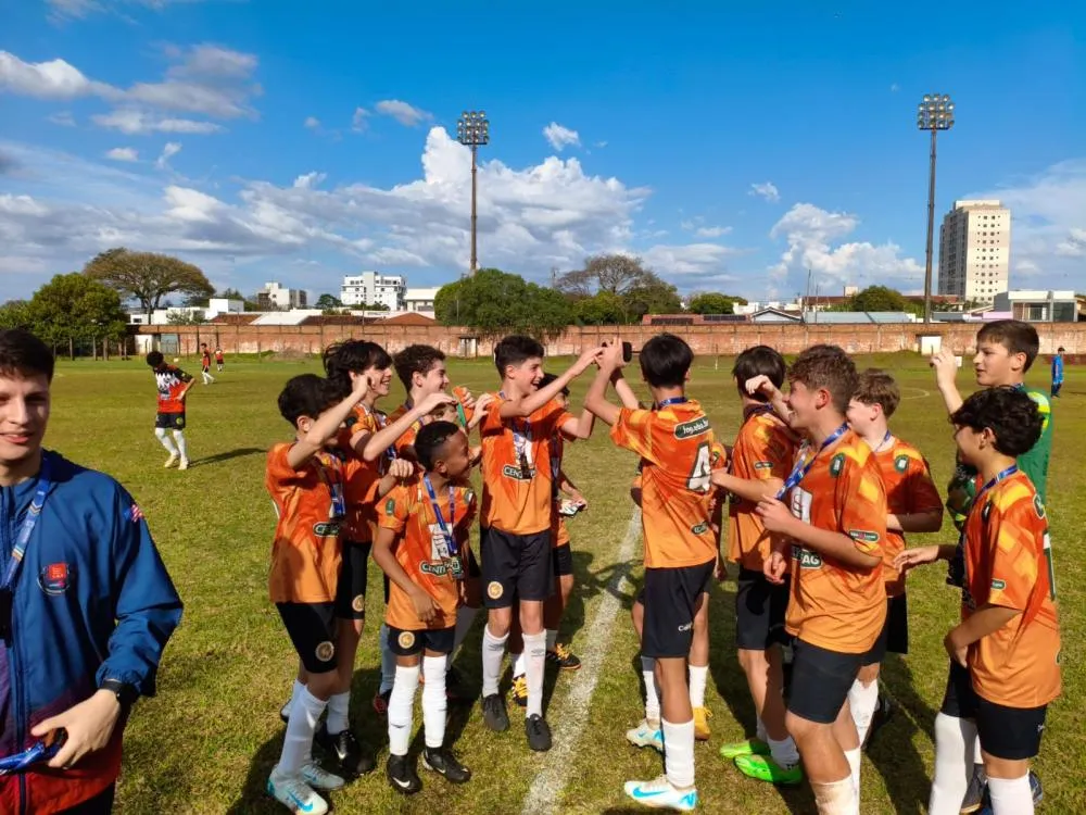 Equipes campeãs garantiram vaga para representar Cascavel nas próximas etapas dos Jogos Escolares. Foto: Divulgação/Assessoria