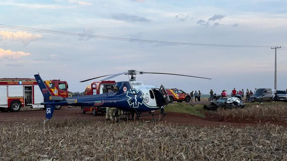 Colisão frontal mobilizou bombeiros, SAMU e equipe aeromédica em Jotaesse.