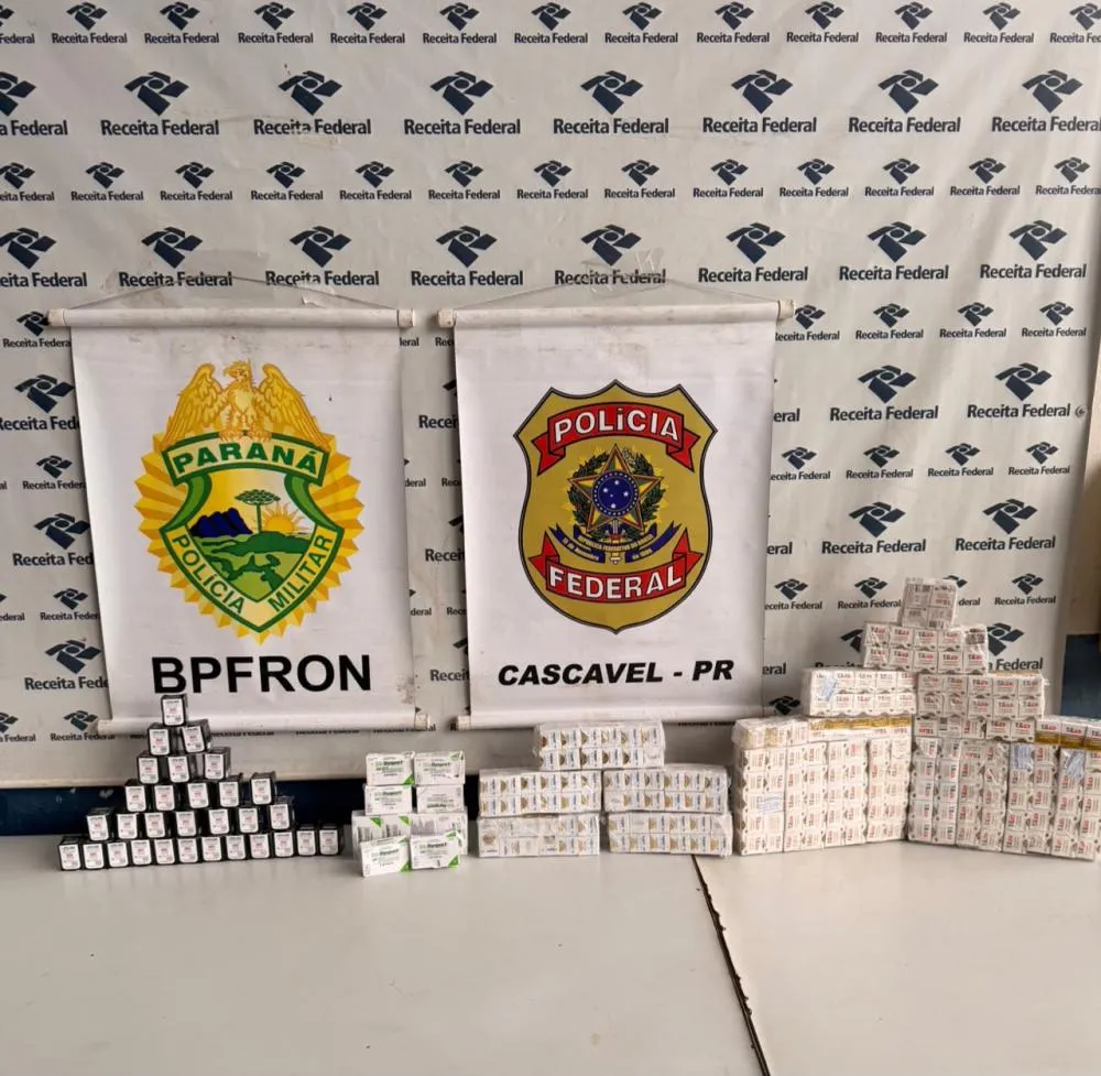 Carga com quase mil ampolas de tirzepatida e toxina botulínica foi apreendida em Santa Tereza do Oeste durante fiscalização conjunta. Foto: Divulgação 