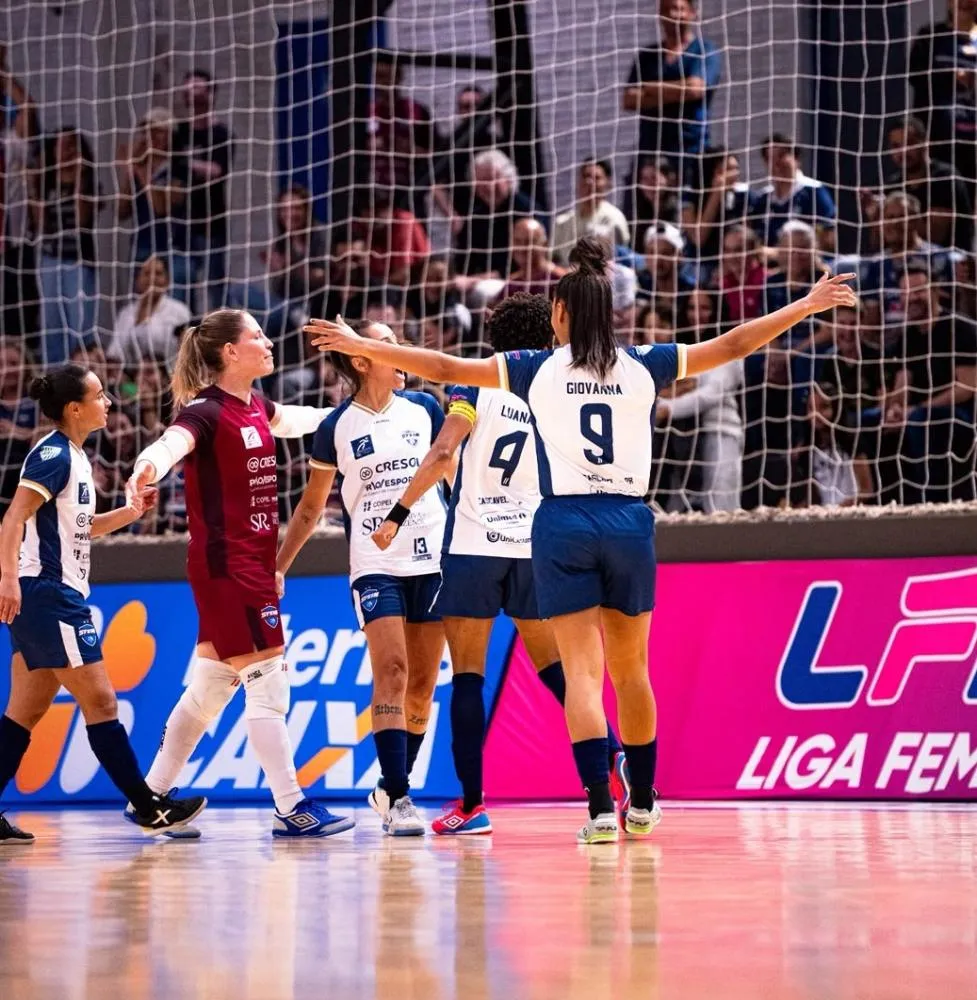 Equipe cascavelense busca a sexta vitória consecutiva no Campeonato Paranaense de Futsal Feminino. Foto: Divulgação/Assessoria