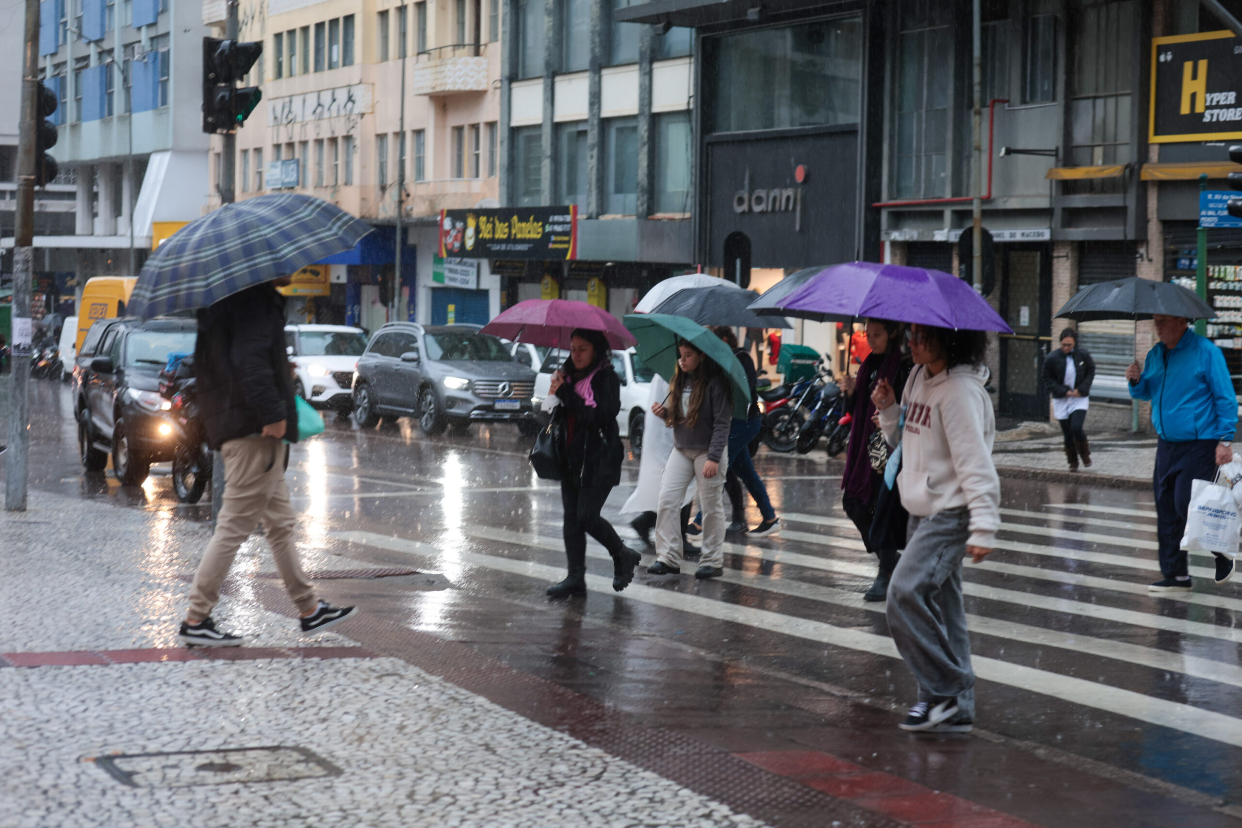 Frio se junta à chuva nesta semana no Paraná, prevê o Simepar