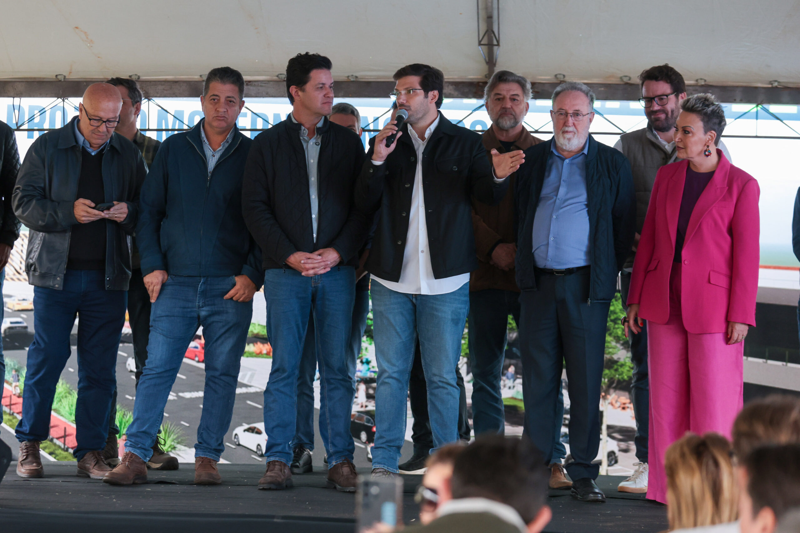 Estado apresenta projeto final do Terminal Metropolitano de Londrina; investimento será de R$ 43 milhões