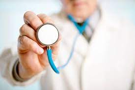 Além dos clientes individuais, as clínicas médicas populares são uma saída para o mercado corporativo